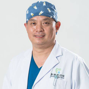 新时代口腔口腔牙周专家于喜发